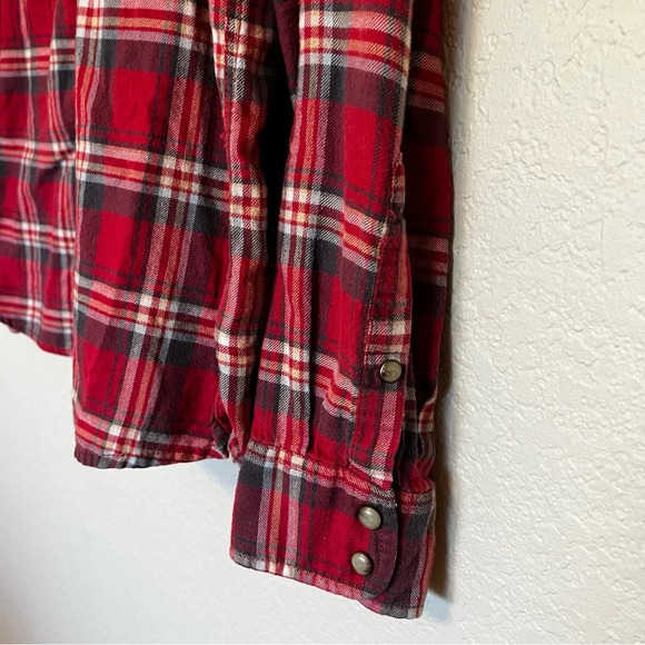 Jachs Girlfriend red plaid long sleeve snap button down shirt size medium - Picture 4 of 11